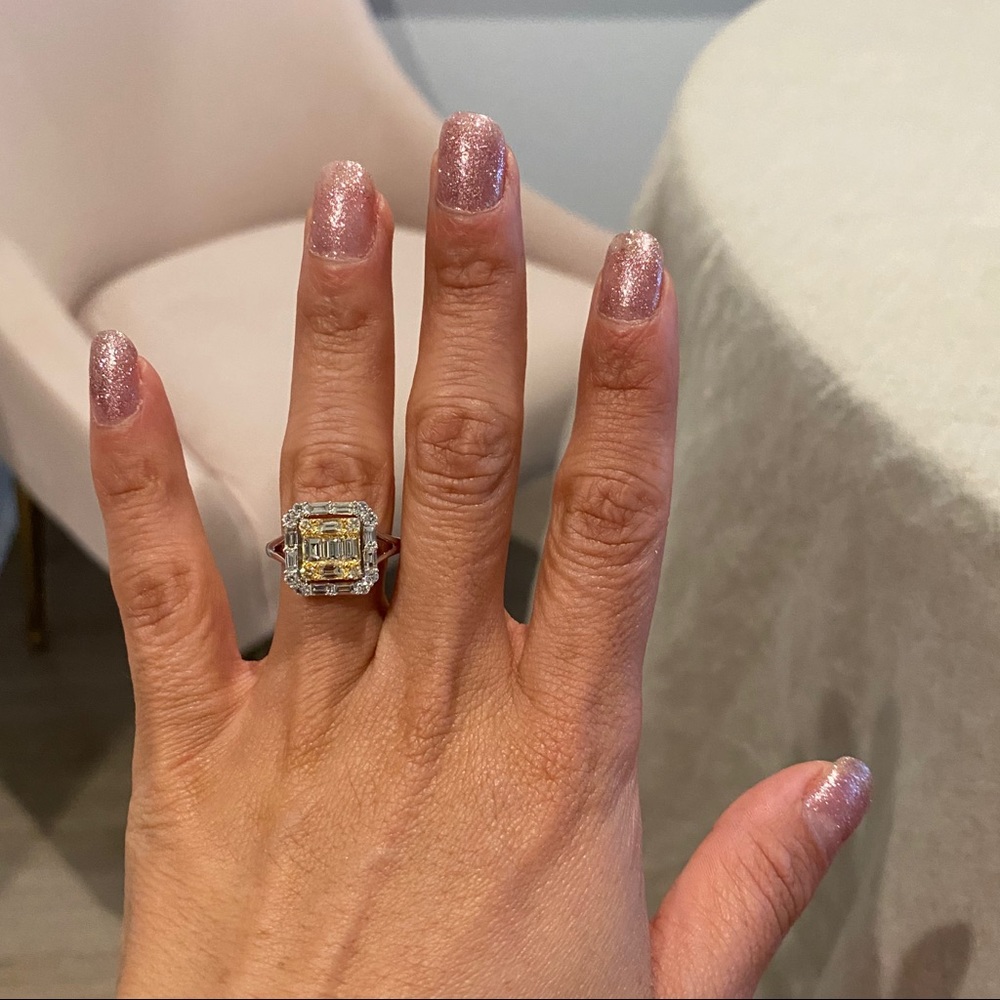 18k & 1.43 Carat Dimond ring